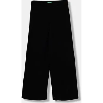 Dětská móda Dětské tepláky United Colors of Benetton 46D6CE04C.G.seasonal černá 99X, vel. 120