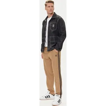 adidas Bunda pro přechodné období Wabash JW0174 Černá Regular Fit M