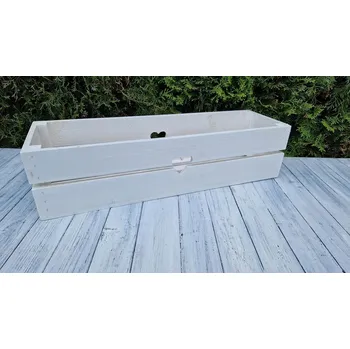 Truhlík Dřevěný truhlík se srdíčkem 63 cm