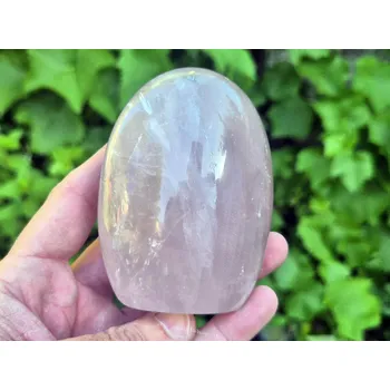 Přírodní kámen Růženín hladký freeform (Madagaskar) 399g
