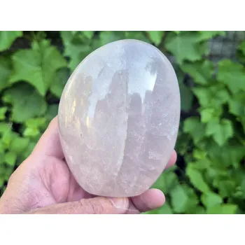 Přírodní kámen Růženín hladký freeform (Madagaskar) 609g