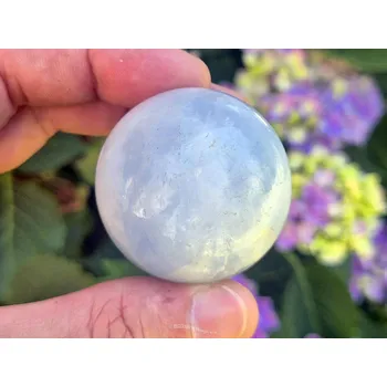 Přírodní kámen Koule modrý kalcit Ø43mm 114g Madagaskar