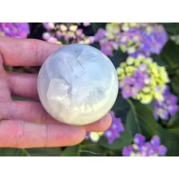 Přírodní kámen Koule modrý kalcit Ø56mm 257g