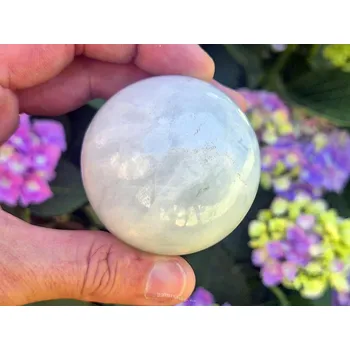 Přírodní kámen Koule modrý kalcit Ø56mm 258g Madagaskar