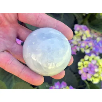 Přírodní kámen Koule modrý kalcit Ø58mm 269g Madagaskar