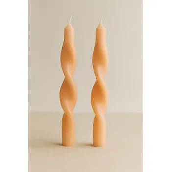 Svíčka Broste Copenhagen – Sada 2 vysokých svíček Twist, tmavě oranžová