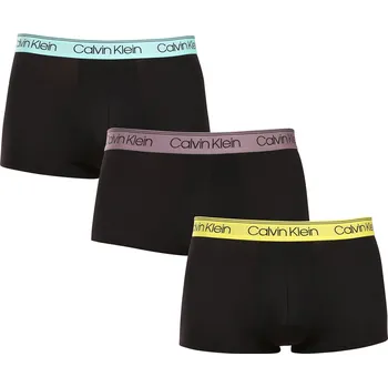 3PACK pánské boxerky Calvin Klein černé (NB2569A-VT5) L NB2569A-VT5 Možnost vrácení zboží ZDARMA do 120 dnů!