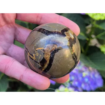 Přírodní kámen Koule ze septarie Ø58mm 277g Madagaskar