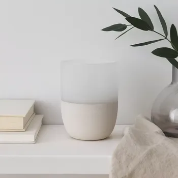 Svícen House Doctor – Svícen COZY, hnědo‑šedý, výška 13 cm