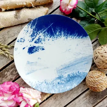 Talíř KŘEHKÝ talíř mělký 26 cm, modrý, G. Benedikt 1982 (Porcelánový talíř 2. jakost)