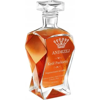 Karafa Murrano s gravírováním ke Dni otců