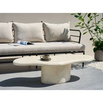 Obývací pokoj Konferenční stolek béžový MgO 120 x 57 cm odolný proti povětrnostním vlivům moderní boho styl interiér exteriér Beliani