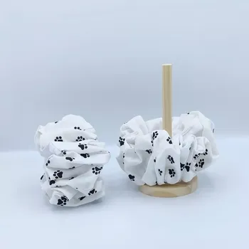 Bavlněná Scrunchie gumička tlapky XXL II.