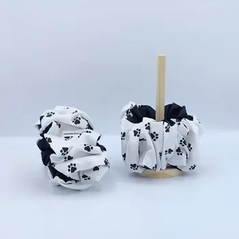 Bavlněná Scrunchie gumička tlapky XXL I.