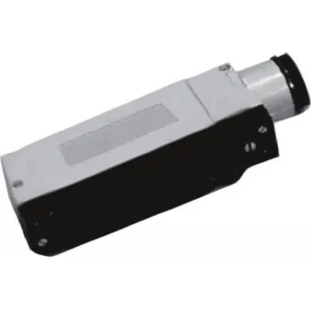 Elektrická zásuvka Zásuvka ZM 07 P0 6A/380V *DK SEZ - CZ s.r.o. 09-04-050-20010