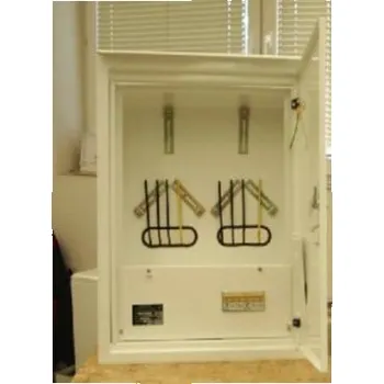 Rozvaděč AROVA SERVIS ES 4 P 4x25/3 PRE na omít