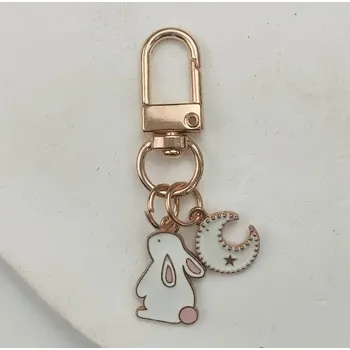 Přívěsek na klíče králíček