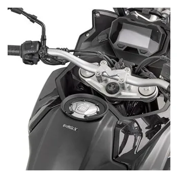 BF56 objímka pro úchyt tankruksaku GIVI "TANKLOCK" na víčko nádrže VOGE Brivido 500R/Trofeo 300 GIVI s.r.l. 344243