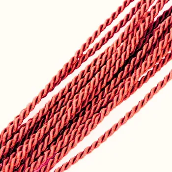 Materiál na výrobu šperku CZ Šňůrka atlasová kroucená 2mm červená