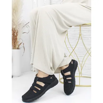 Dámské sandále Ctogo Gogo Černé dámské sandály CC2503-1B Velikost: 41