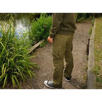 Rybářské oblečení Korda Kalhoty Kore Original Kombats Military Olive Velikost: XL
