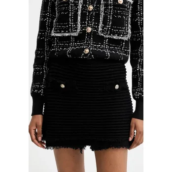 Dámské kraťasy Kraťasy Guess MALINA W5YD1R.Z0201 černá 99X, vel. L