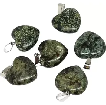 Přívěsek Jaspis epidotový přívěsek ve tvaru srdce – 2 cm