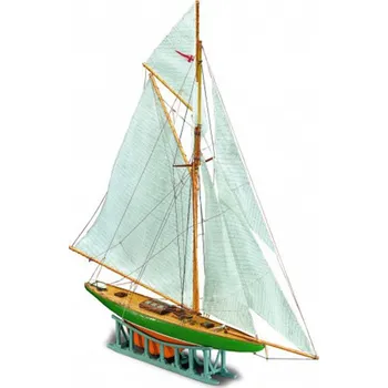 Plastikový model Mini Mamoli Shamrock 1:170 kit