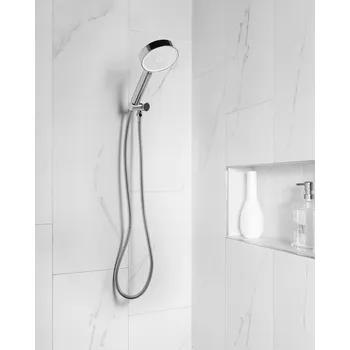 Sprchová hlavice Sprchová hlavice s hadicí stříbrná kov 4 režimy vodního proudu moderní styl koupelna Beliani