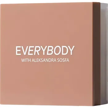 Pudr Everybody London - Everybody x Aleksandra Sosfa Vyhlazující pudr na obličej - 6,5 g