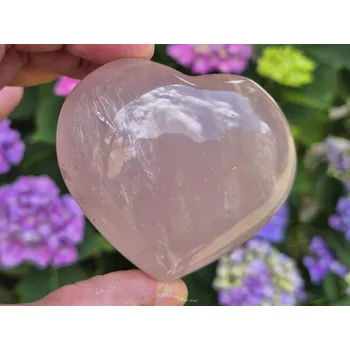 Přírodní kámen Srdce růženín 210g (Madagaskar)