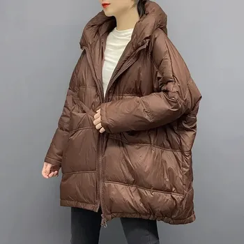 Dámská parka Volná zimní bunda s kapucí a prošíváním pro ženy Barva: Kávová, Velikost: M