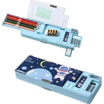 Penál Dvouvrstvý světle modrý penál s kosmonautem a kalkulačkou Plastový box na tužky s ořezávátkem Školní organizér 26x9,5x3,5 cm