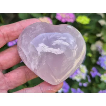 Přírodní kámen Leštěné srdce z kamene růženín 264g (Madagaskar)