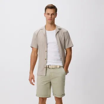 Pánské kalhoty Reserved - Šortky slim fit - bledá zelená - 9389N-07X - 9389N-07X-M