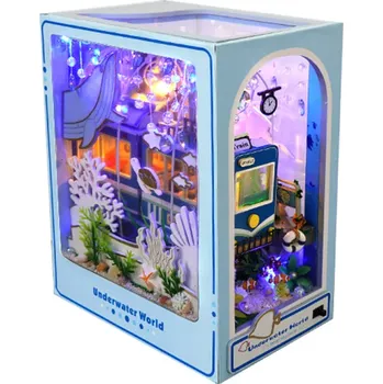 Dřevěná hračka Domeček pro panenky 9,8 x 15 x 18 cm Dřevěná 3D stavebnice s nábytkem a LED světlem DIY model Miniaturní dům Ruční montáž Dekorace