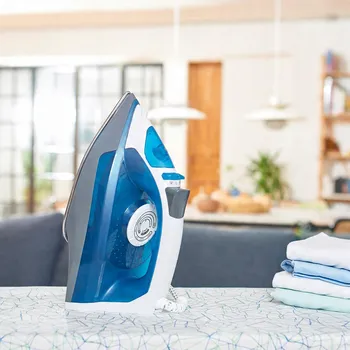 Žehlička BLACK+DECKER BXIR2200E [Napařovací žehlička]