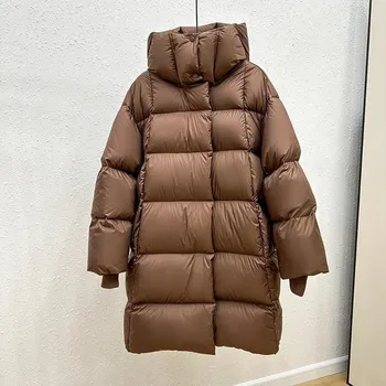 Dámská parka Krátká dámská péřová bunda s výšivkou Barva: Hnědá, Velikost: S