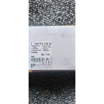 vypínač Motorový spínač Legrand 110 V IP20