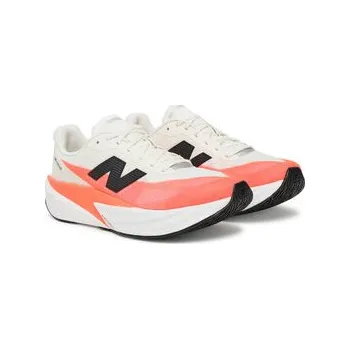Dámská běžecká obuv Běžecké boty New Balance FuelCell Rebel V5 MFCXLV5 Bílá 40_5
