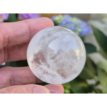 Přírodní kámen Koule kalcit bílý Ø45mm 128g Mexiko