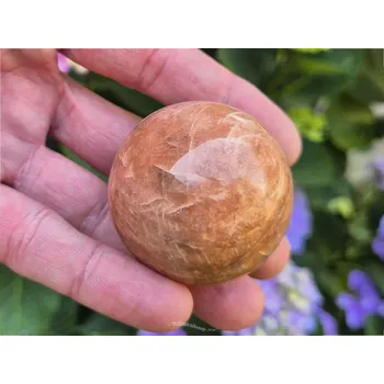 Přírodní kámen Kalcit koule 128g Madagaskar Ø46mm