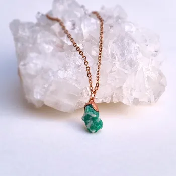 Náhrdelník Smaragd s křemenem, přírodní krystal - přívěsek/náhrdelník ŠPERKY S PŘÍRODNÍMI KRYSTALY