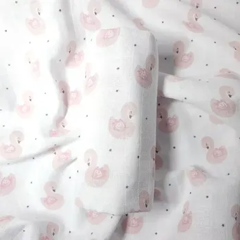 látková plena Plena tisk 70x70 labuť 70x70