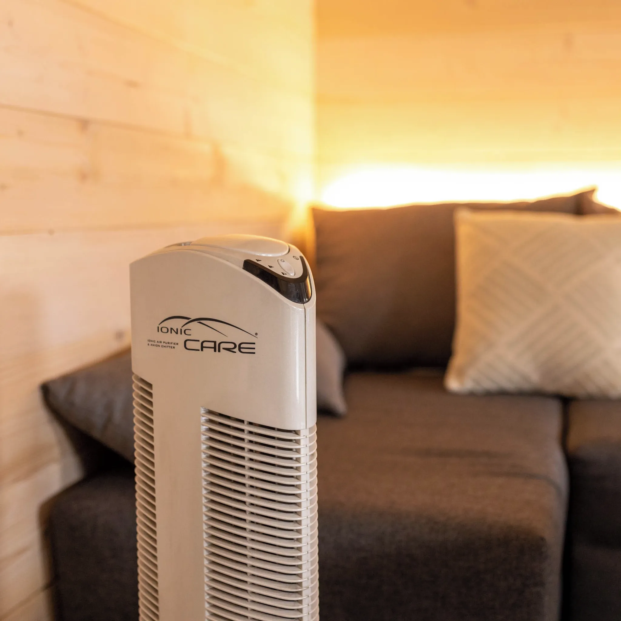 Fotografie 9 - Čistička vzduchu Ionic-CARE Triton X6 perleťově bílá
