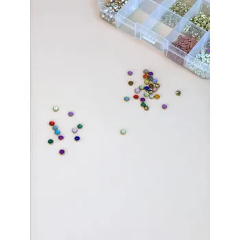 Knoflík Ve Vatičce Knoflíčky mini s kamínkem mix barev, 10 ks