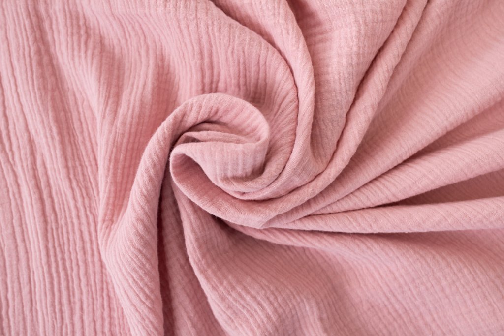 Podpěrová s.r.o. Metráž, MUŠELÍN starorůžový (bm, šíře 155 cm)