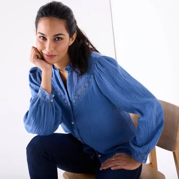 Dámská halenka Halenka na knoflíčky s macramé indigo 44