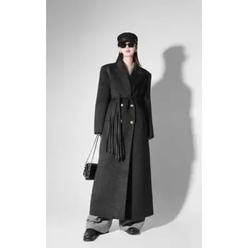 Dámský kabát Vlněný kabát s páskem – dlouhý a elegantní styl na zimu Barva: Černá, Velikost: S