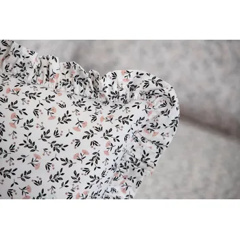 Povlak na dekorativní polštářek Podpěrová s.r.o. Povlak na polštář s kanýrem HERBARIUM bílé Velikost: Krepový povlak s kanýrem 40x40 cm N